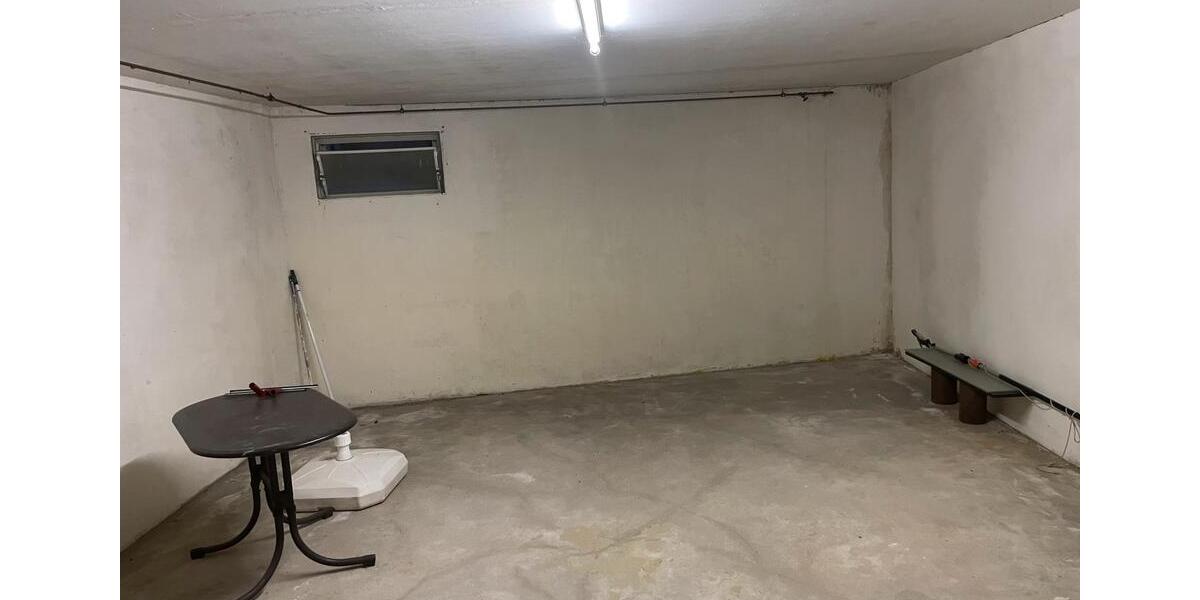 Reihenhaus Krefeld Hülser Berg - 3 Zimmer, 167 m&sup2;, 320.000&euro; | Angebot:26830162