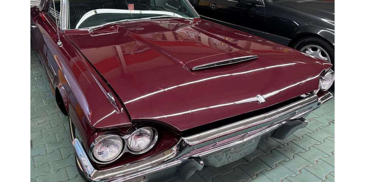 Ford Thunderbird 999.999 km 21.900 &euro; Düsseldorf 40474