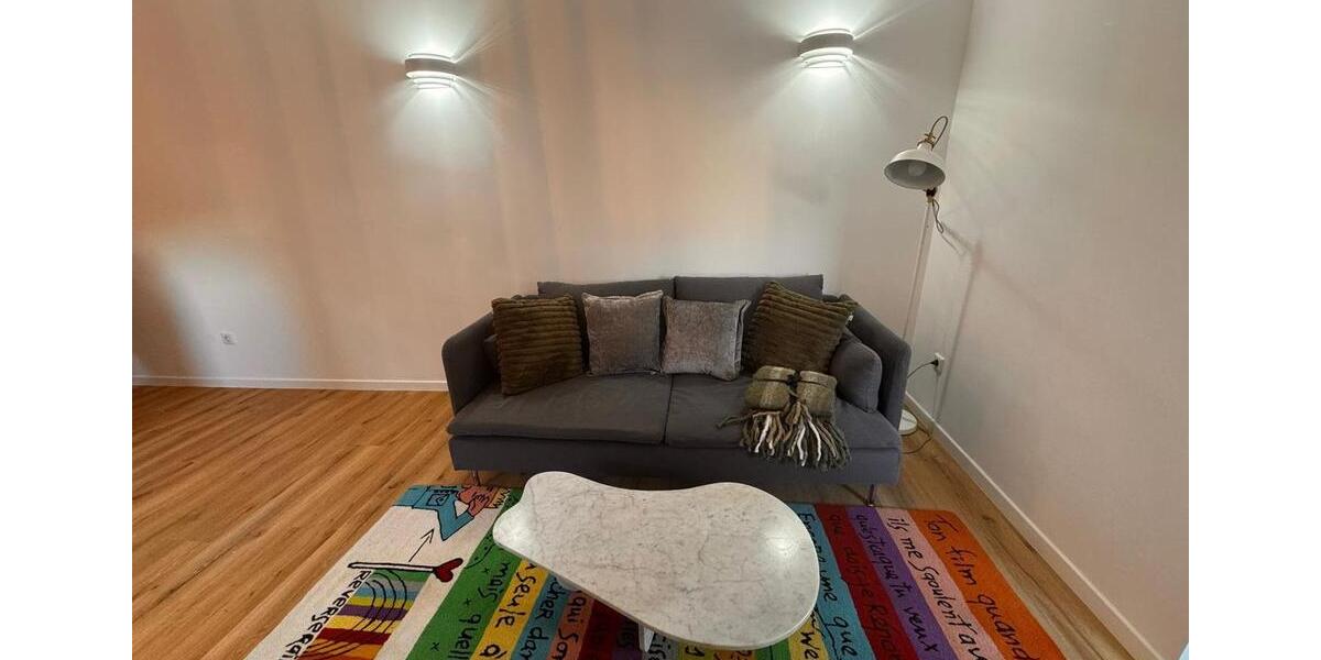 Etagenwohnung Neuss - 1 Zimmer, 45 m&sup2;, 900&euro; | Angebot:25079942