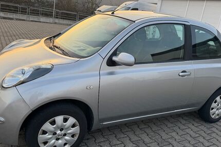 Nissan Micra 166.590 km 2.499 &euro; Krefeld 47809
