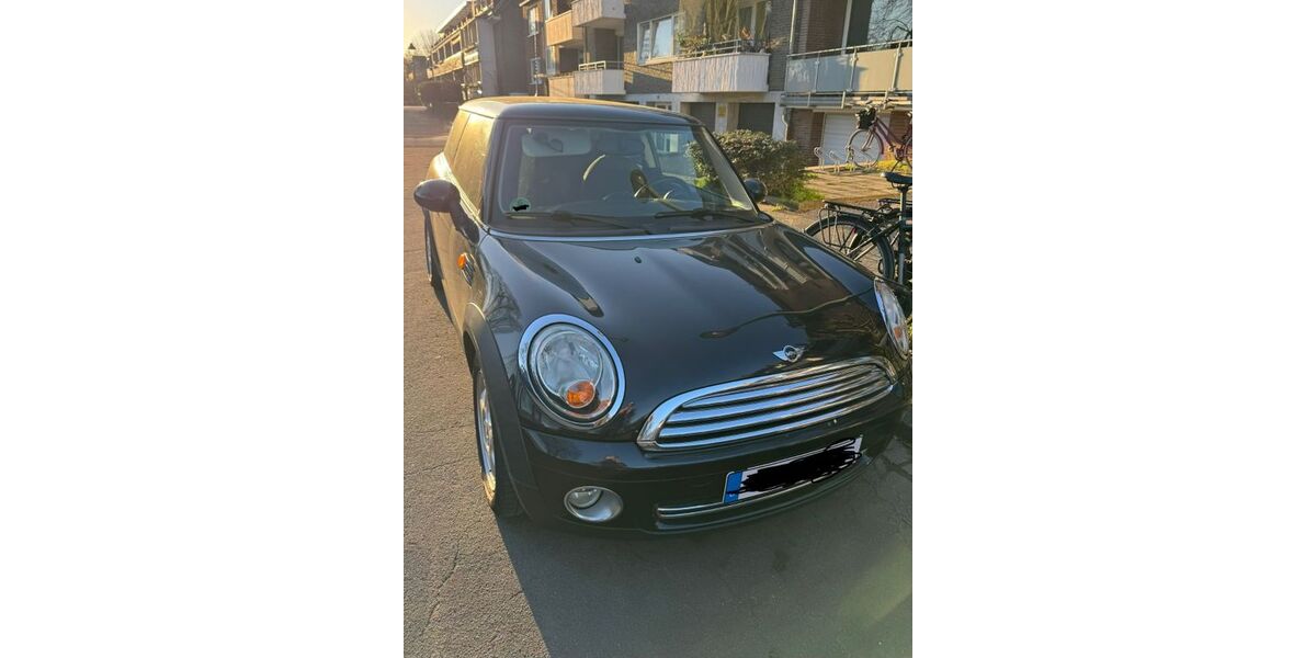 Mini ONE 148.311 km 3.999 &euro; Düsseldorf 40225