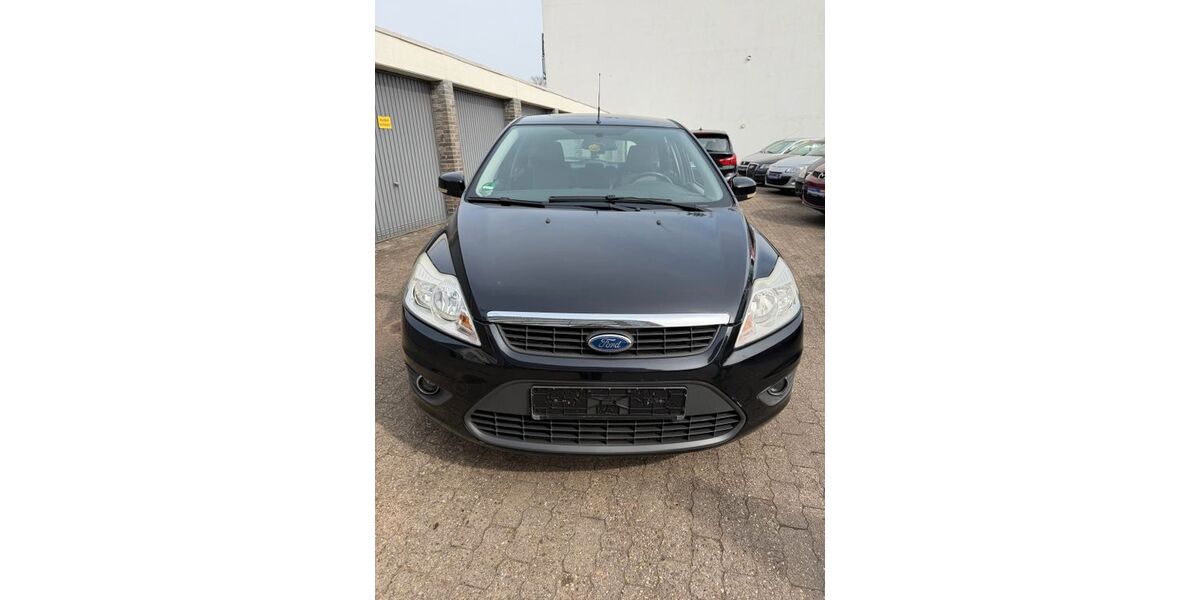 Ford Focus 147.889 km 3.590 &euro; Mönchengladbach 41239