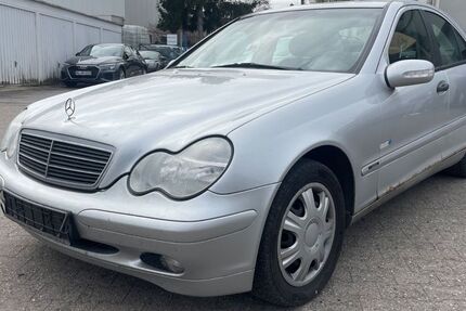 Mercedes-Benz C 200 282.000 km 1.999 &euro; Mönchengladbach 41238
