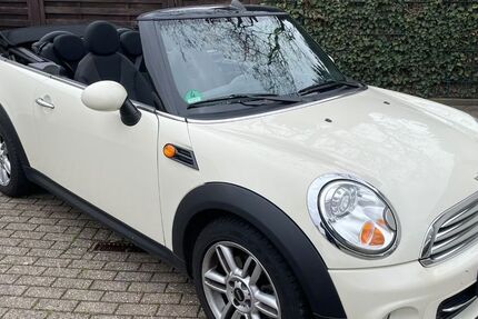 Mini Cooper Cabrio 35.200 km 11.600 &euro; Grefrath 47929