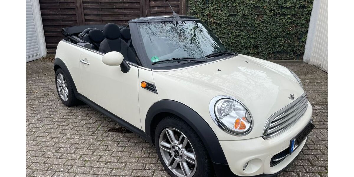 Mini Cooper Cabrio 35.200 km 11.600 &euro; Grefrath 47929