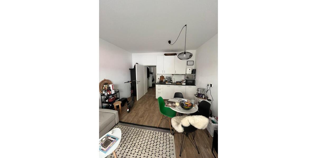 Erdgeschoßwohnung Düsseldorf Stadtbezirk 3 - 2 Zimmer, 50 m&sup2;, 1.200&euro; | Angebot:25961254