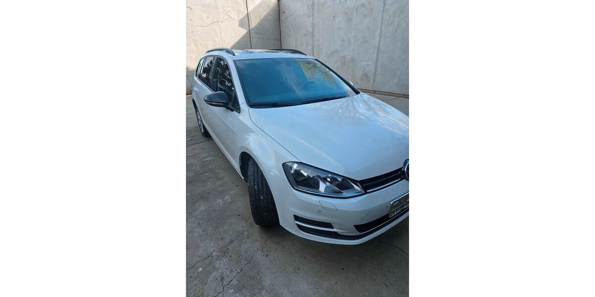 VW Golf 77.600 km 9.990 &euro; Krefeld 47829