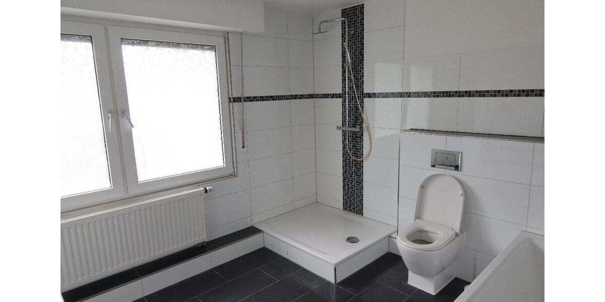 Etagenwohnung Viersen Hülsdonk - 3 Zimmer, 94 m&sup2;, 1.100&euro; | Angebot:26137559