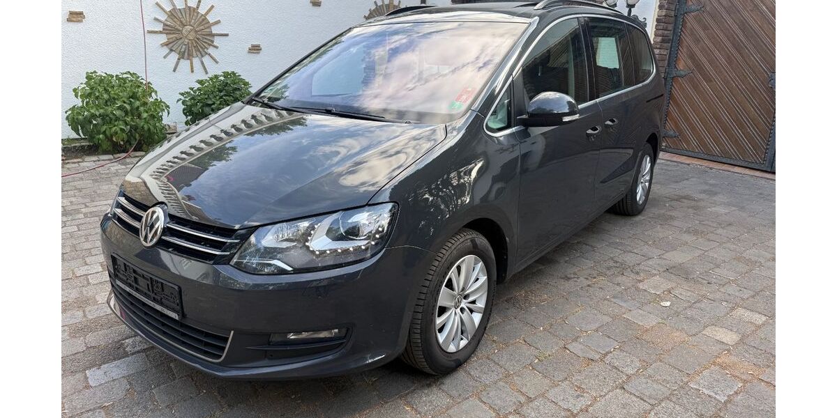 VW Sharan 229.221 km 8.990 &euro; Neukirchen-Vluyn 47506