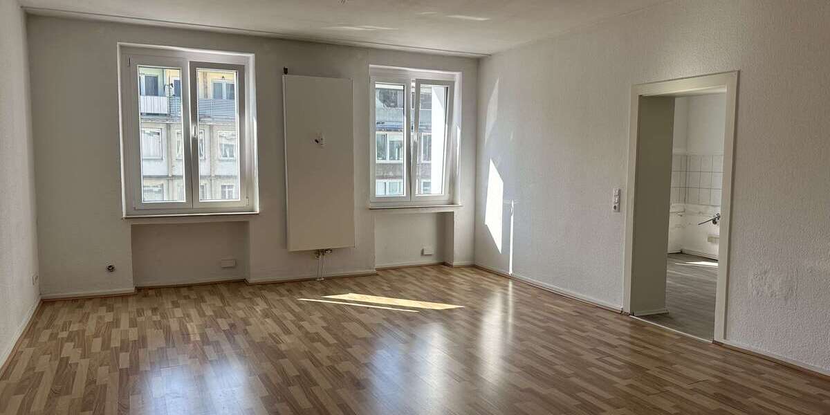 Etagenwohnung Düsseldorf Stadtmitte - 2 Zimmer, 79 m&sup2;, 990&euro; | Angebot:26934992