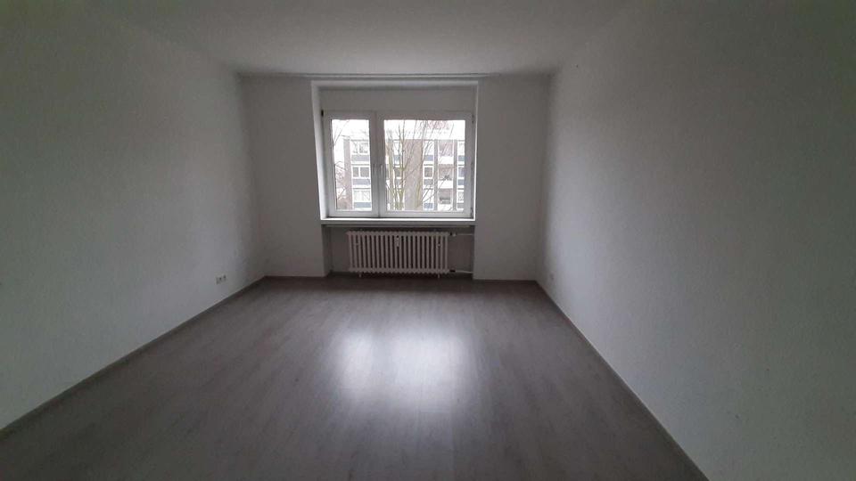 Etagenwohnung Krefeld Fischeln - 3 Zimmer, 78 m&sup2;, 722&euro; | Angebot:24661010
