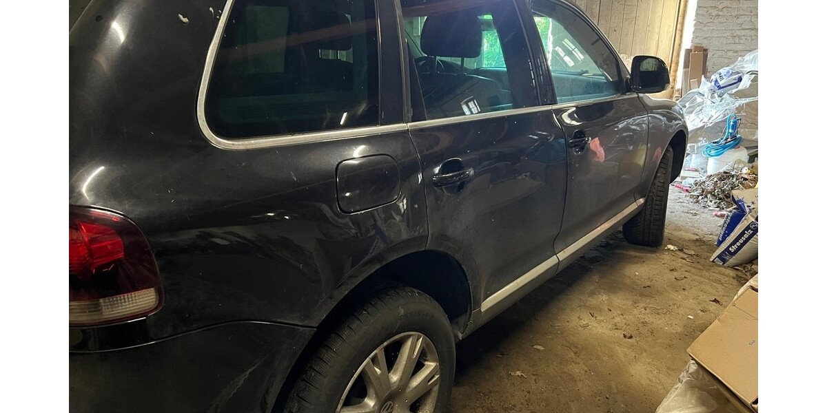 VW Touareg 380.000 km 3.750 &euro; Wegberg 41844