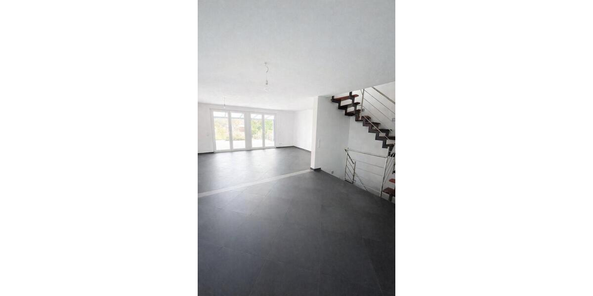 Doppelhaushälfte Mönchengladbach West - 4 Zimmer, 120 m&sup2;, 720.000&euro; | Angebot:25254770