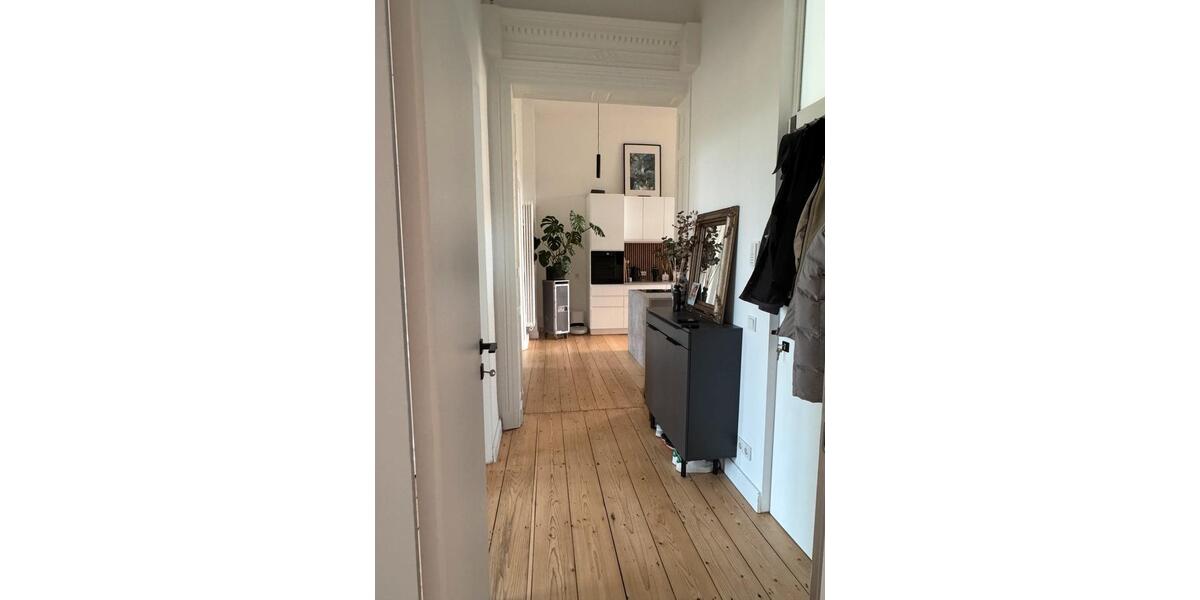 Etagenwohnung Düsseldorf Stadtbezirk 3 - 2.5 Zimmer, 124 m&sup2;, 2.260&euro; | Angebot:26582022