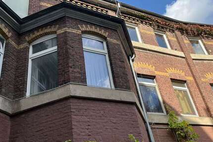 Haus Krefeld - 12 Zimmer, 286 m&sup2;, 690.000&euro; | Angebot:19071915