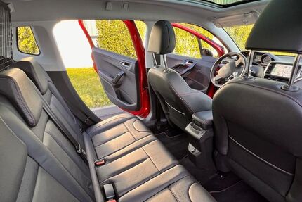 Peugeot 2008 37.500 km 16.500 &euro; Düsseldorf 40625