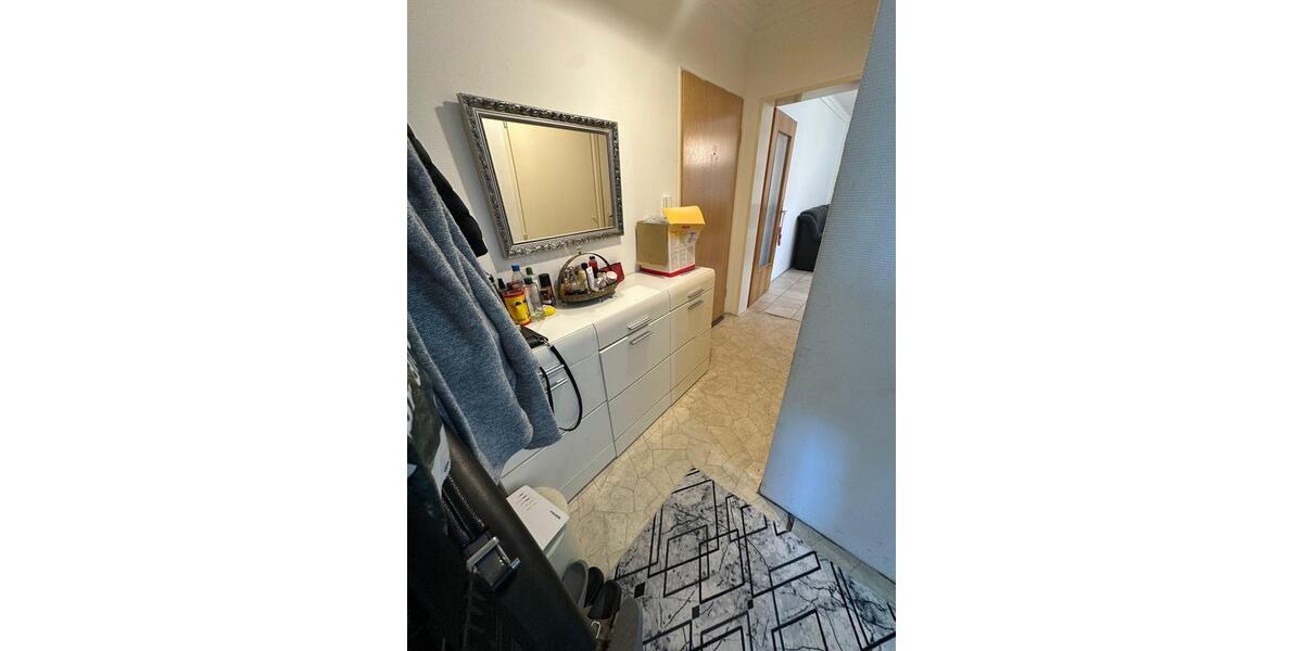 Etagenwohnung Neuss Reuschenberg - 3 Zimmer, 72 m&sup2;, 275.000&euro; | Angebot:25270496