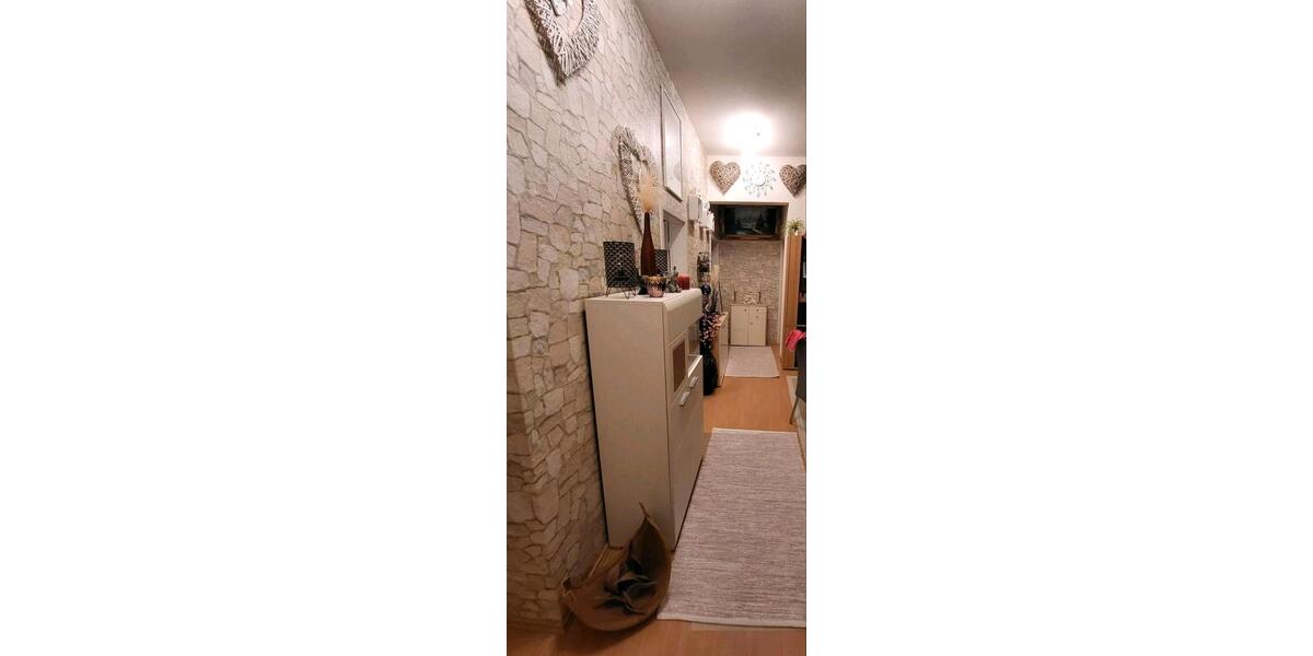 Dachgeschoßwohnung Krefeld Hüls - 2 Zimmer, 58 m&sup2;, 613&euro; | Angebot:26036366