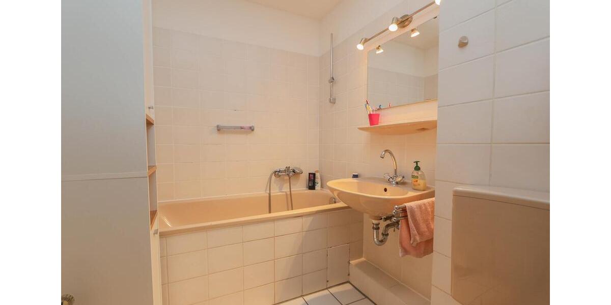 Dachgeschoßwohnung Mönchengladbach Nord - 3.5 Zimmer, 78 m&sup2;, 670&euro; | Angebot:25873462