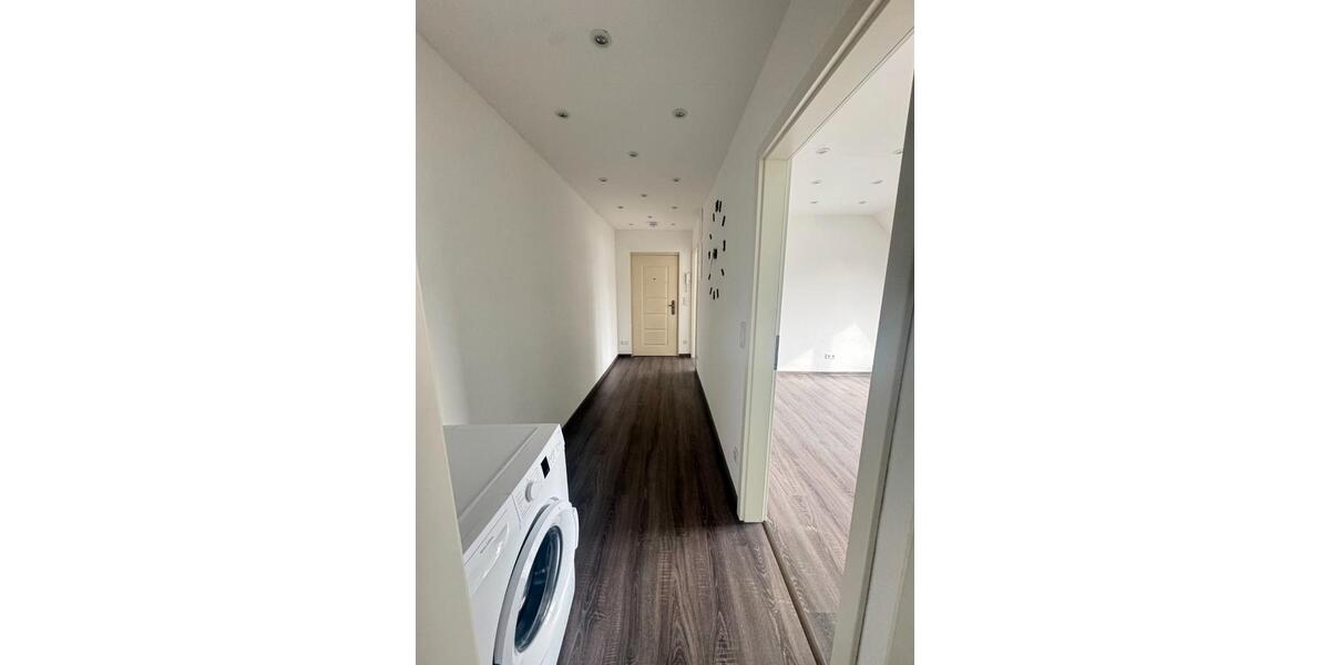 Dachgeschoßwohnung Krefeld Benrad - 2 Zimmer, 60 m&sup2;, 725&euro; | Angebot:26030039