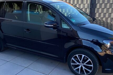 VW Touran 105.000 km 10.500 &euro; Erkelenz 41812