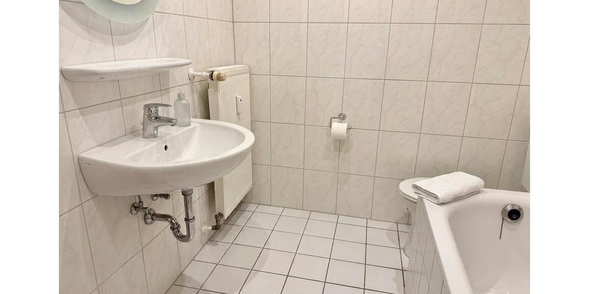 Mehrfamilienhaus, Wohnhaus Mönchengladbach West - 3 Zimmer, 58 m&sup2;, 600&euro; | Angebot:26587161