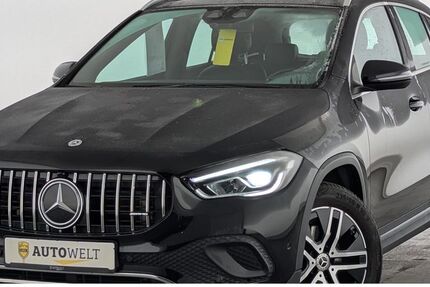 Mercedes-Benz GLA 200 45.620 km 29.460 &euro; Düsseldorf 40599