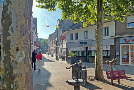 Gewerbeobjekt Grevenbroich Stadtmitte - 5 Zimmer, 1.700&euro; | Angebot:25695099