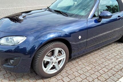Mazda MX-5 91.700 km 10.900 &euro; Düsseldorf 40477