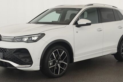 VW Tiguan 17.400 km 41.384 &euro; Düsseldorf 40233