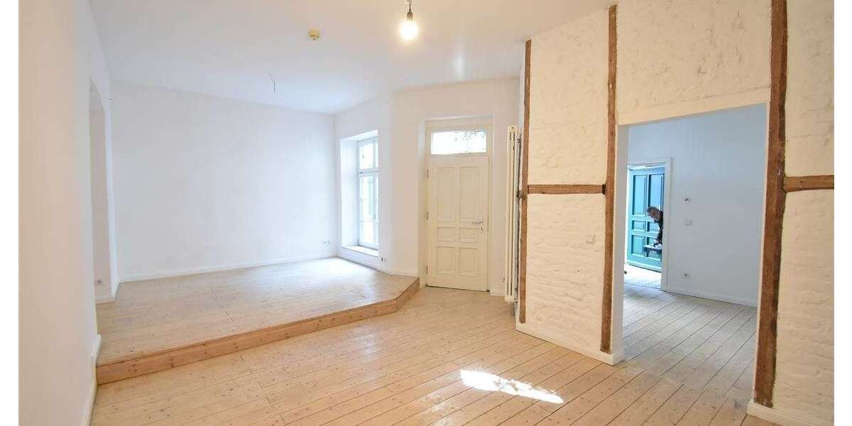 Einfamilienhaus Düsseldorf Altstadt - 11 Zimmer, 258 m&sup2;, 3.500&euro; | Angebot:20083227