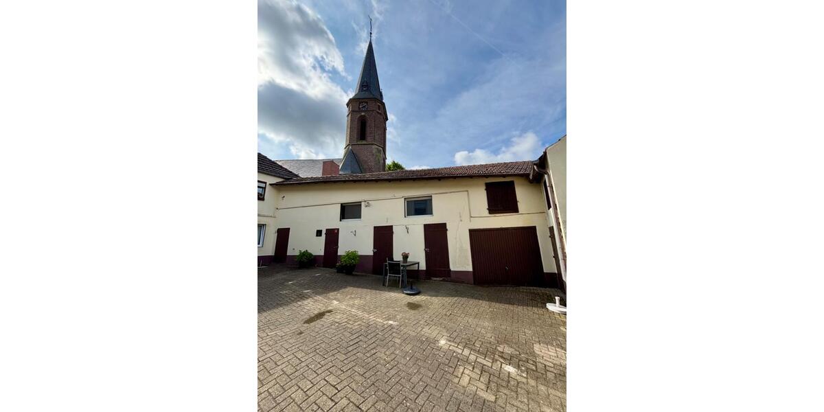 Mehrfamilienhaus, Wohnhaus Niederkrüchten - 325.000&euro; | Angebot:21106423