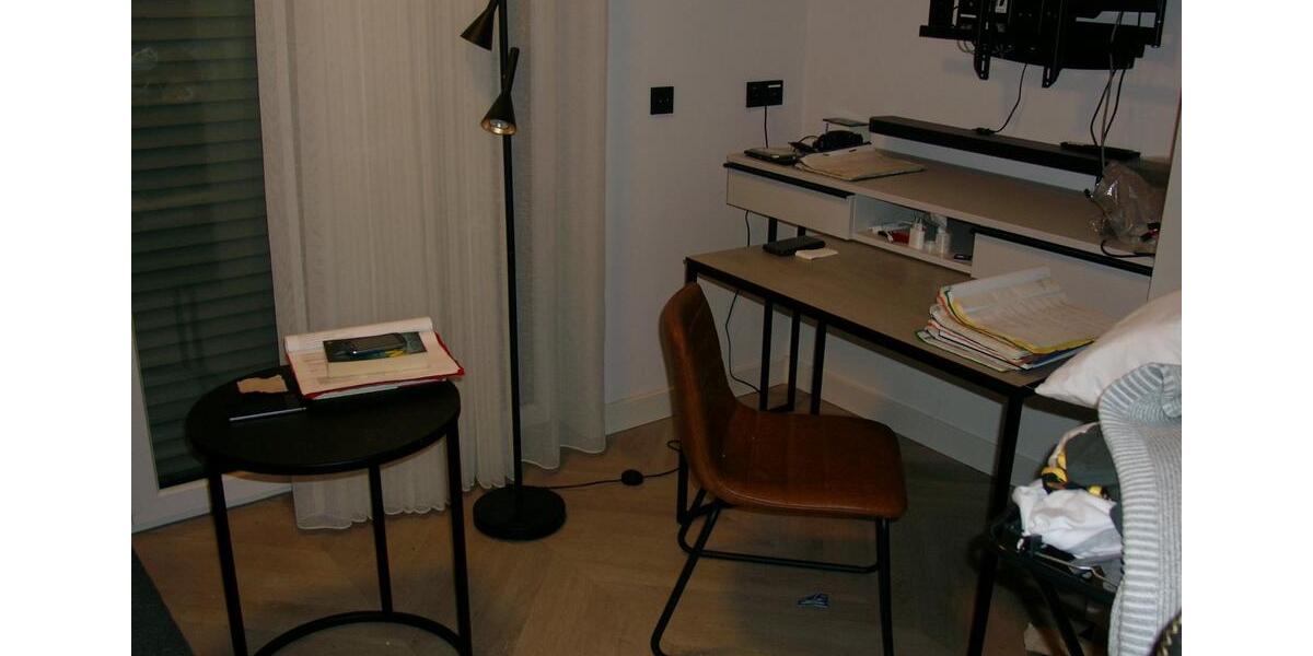 Etagenwohnung Düsseldorf Oberbilk - 1 Zimmer, 20 m&sup2;, 765&euro; | Angebot:25048234