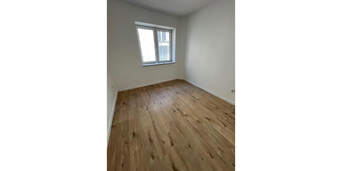 Etagenwohnung Krefeld - 2 Zimmer, 50 m&sup2;, 600&euro; | Angebot:25753608