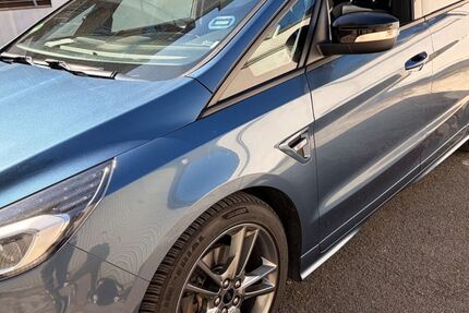 Ford S-Max 110.000 km 20.800 &euro; Düsseldorf 40215
