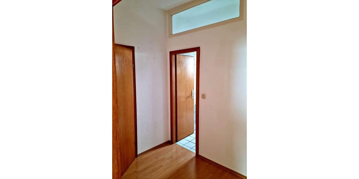 Dachgeschoßwohnung Mönchengladbach Ost - 2 Zimmer, 53 m&sup2;, 520&euro; | Angebot:25366374