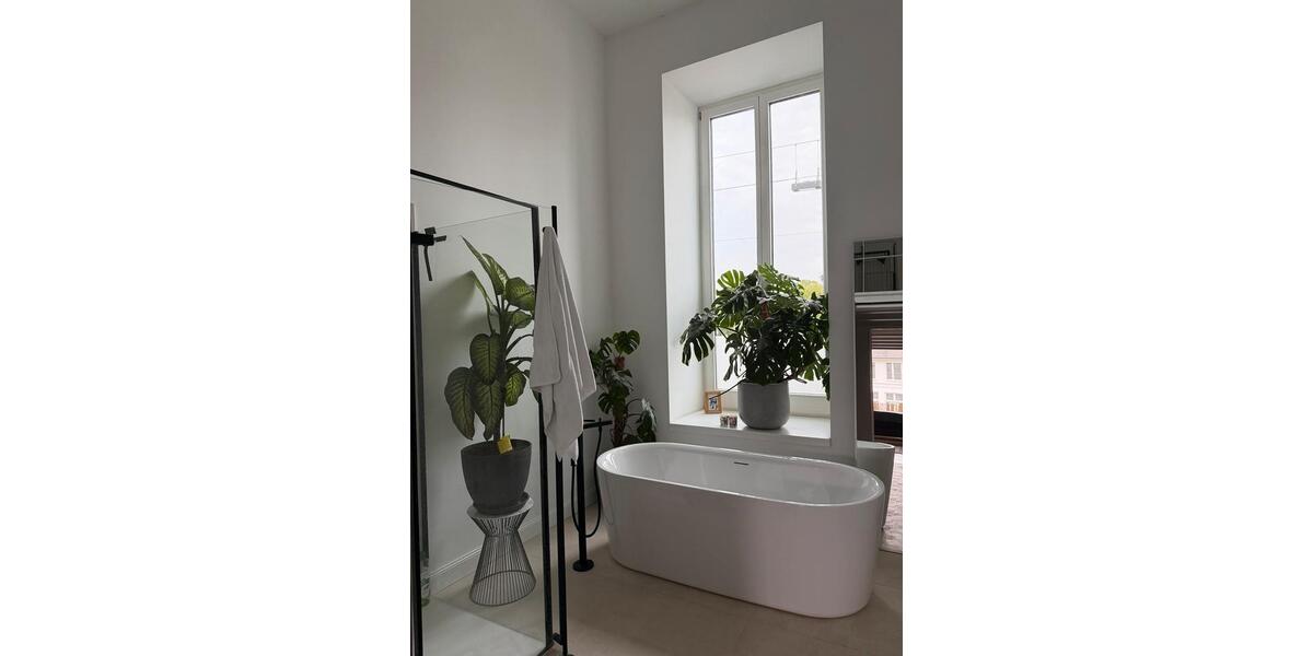 Etagenwohnung Düsseldorf Stadtbezirk 3 - 2.5 Zimmer, 124 m&sup2;, 2.260&euro; | Angebot:26582022