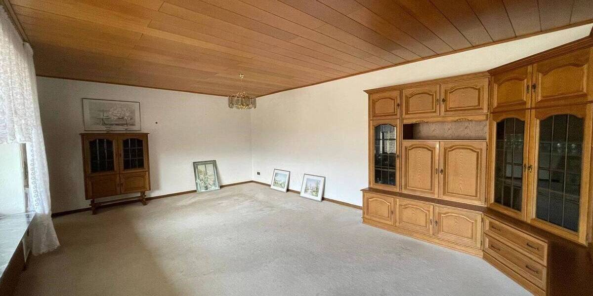 Bungalow Moers Kapellen-Mitte - 5 Zimmer, 121 m&sup2;, 425.000&euro; | Angebot:25984255