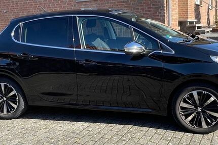 Peugeot 208 68.481 km 9.990 &euro; Hückelhoven 41836