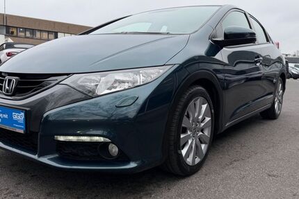 Honda Civic 162.143 km 7.490 &euro; Düsseldorf 40233
