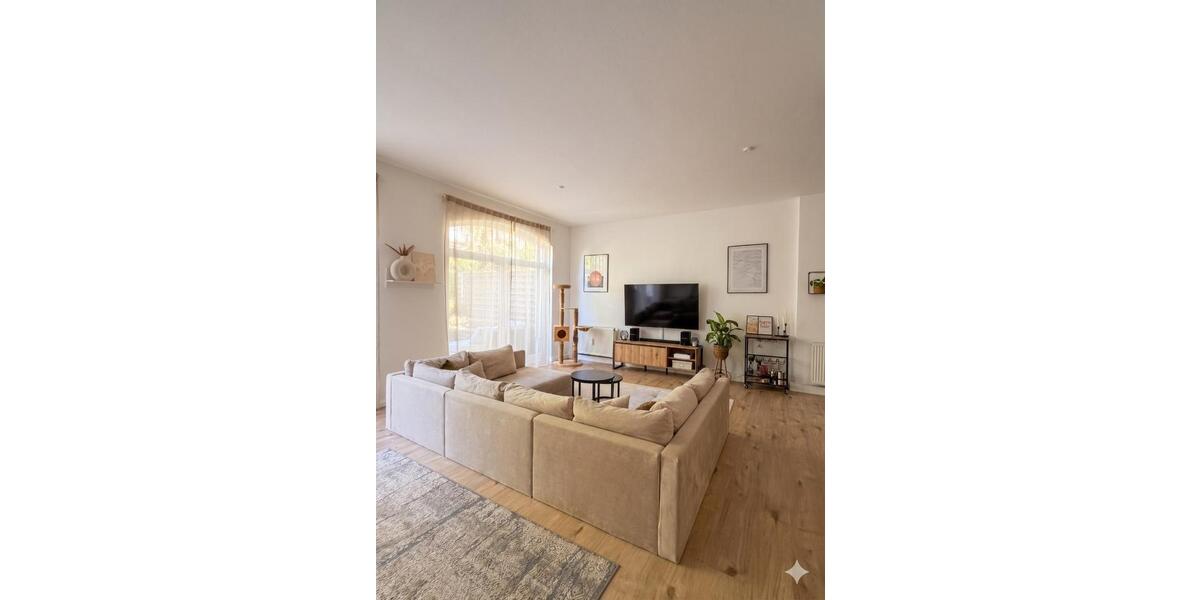 Einfamilienhaus Mönchengladbach West - 5 Zimmer, 150 m&sup2;, 1.700&euro; | Angebot:26489522