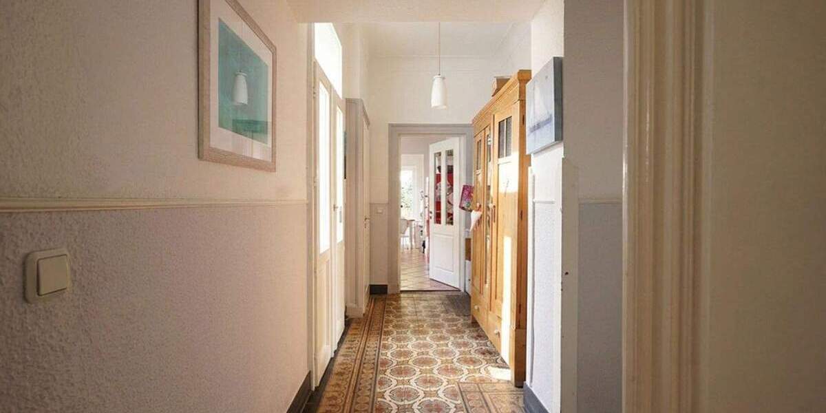 Einfamilienhaus Krefeld / Stadtmitte Stadtmitte - 7 Zimmer, 203 m&sup2;, 445.000&euro; | Angebot:25695268