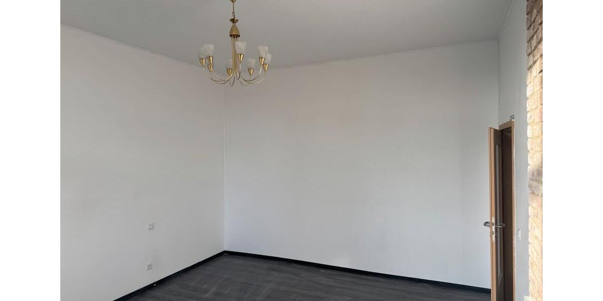 Etagenwohnung Mönchengladbach West - 5 Zimmer, 194 m&sup2;, 2.458&euro; | Angebot:25721927