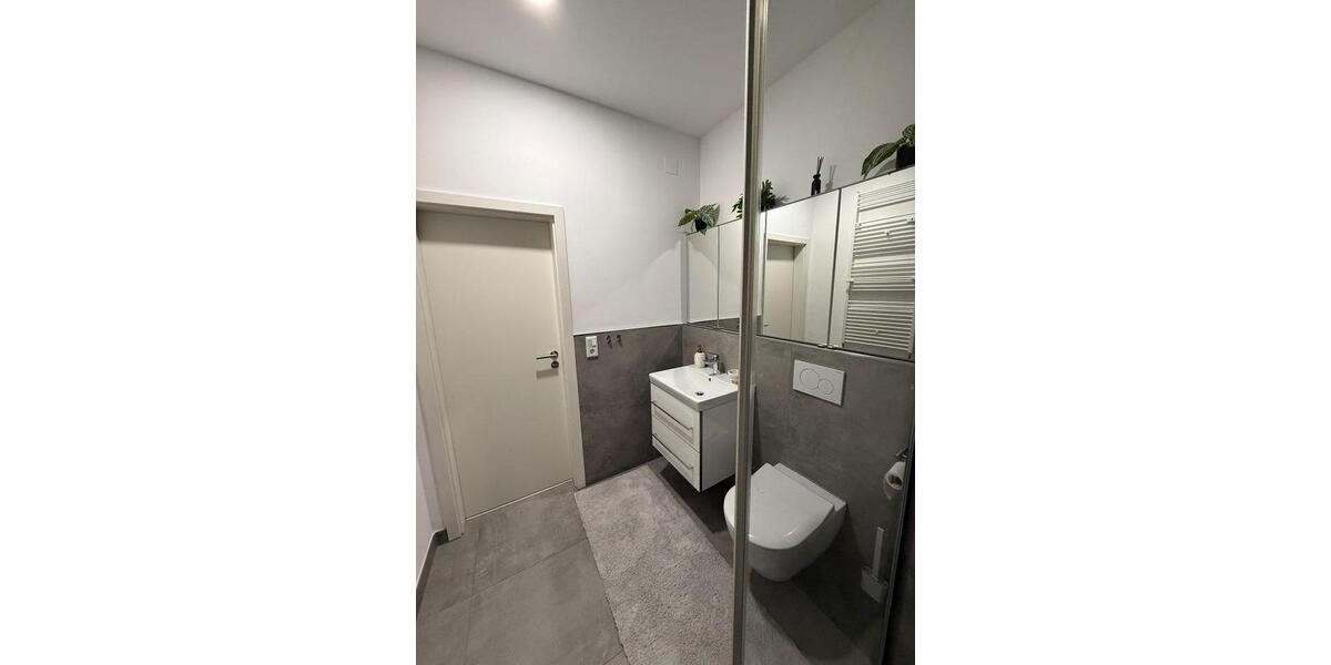 Etagenwohnung Krefeld Cracau - 3 Zimmer, 110 m&sup2;, 315.000&euro; | Angebot:26096565