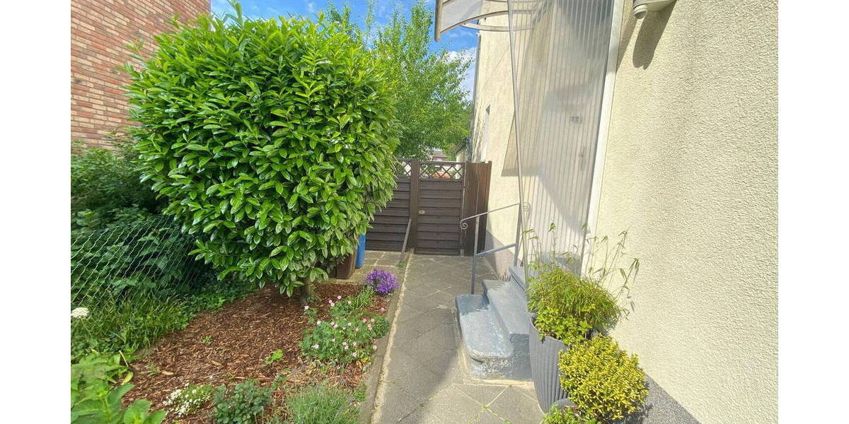 Doppelhaushälfte Mönchengladbach Lürrip - 7 Zimmer, 121 m&sup2;, 289.000&euro; | Angebot:26053640