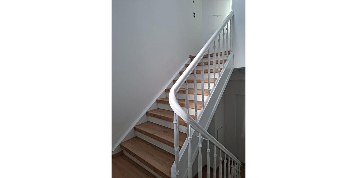 Dachgeschoßwohnung Viersen - 2 Zimmer, 60 m&sup2;, 690&euro; | Angebot:26552458