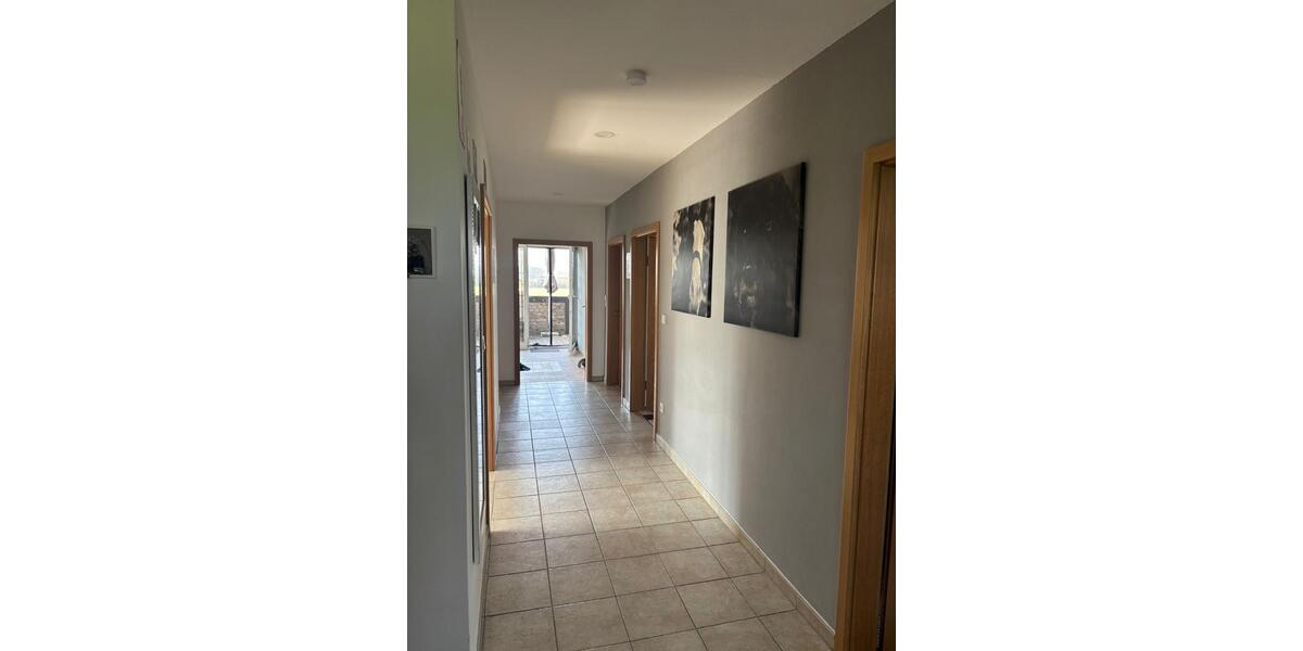Etagenwohnung Rheurdt - 3 Zimmer, 120 m&sup2;, 1.200&euro; | Angebot:26623843