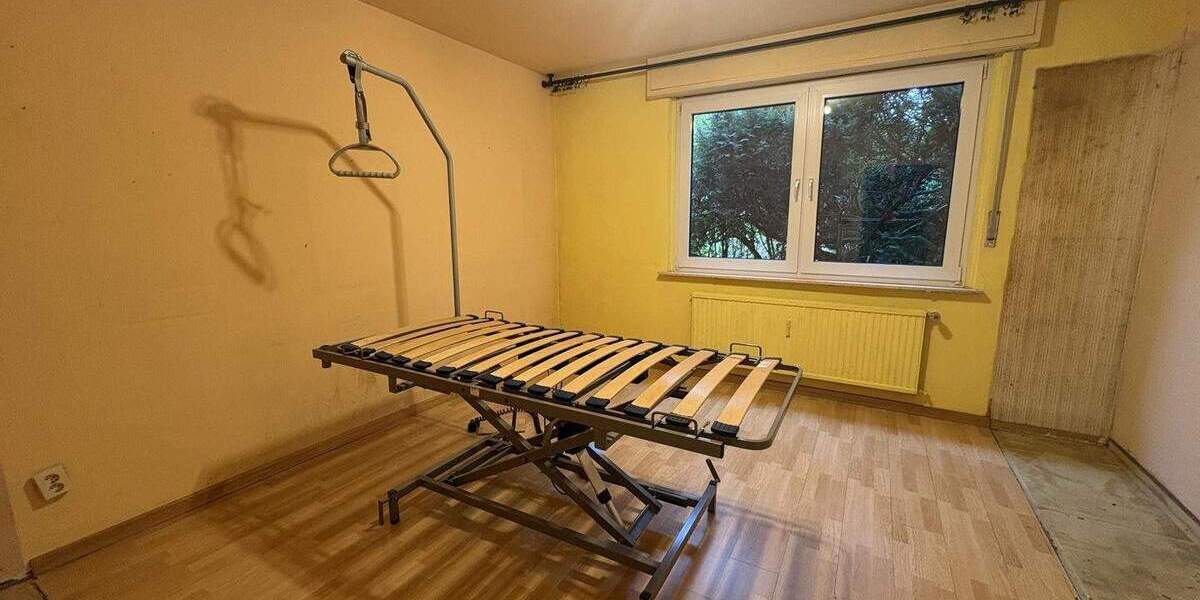 Mehrfamilienhaus, Wohnhaus Moers Hülsdonk - 6 Zimmer, 132 m&sup2;, 620.000&euro; | Angebot:25896452