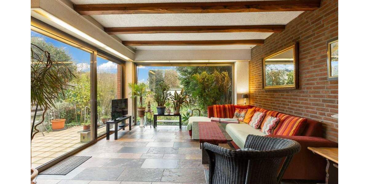 Reihenmittelhaus Korschenbroich - 7 Zimmer, 189 m&sup2;, 499.000&euro; | Angebot:25686404