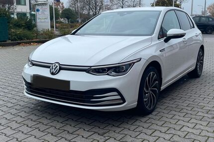 VW Golf 64.490 km 24.590 &euro; Kempen 47906